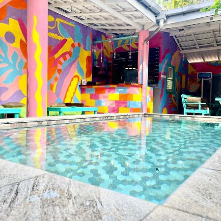 Cycling Backpacker Hostel & Cafe Unawatuna Eksteriør billede