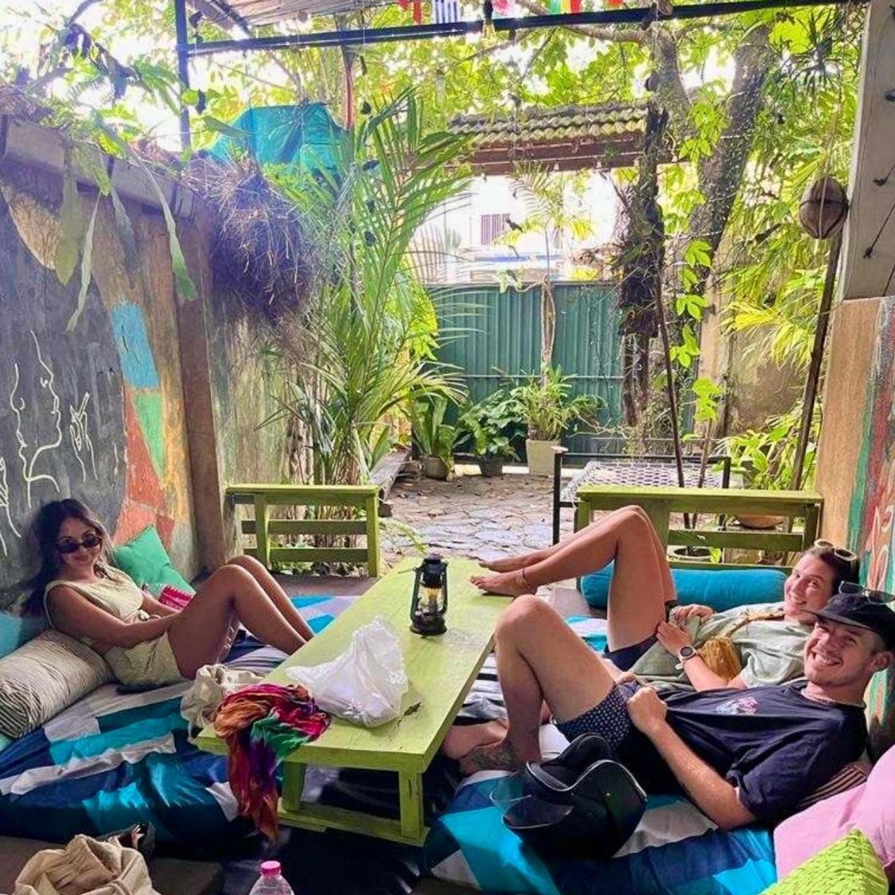 Cycling Backpacker Hostel & Cafe Unawatuna Eksteriør billede