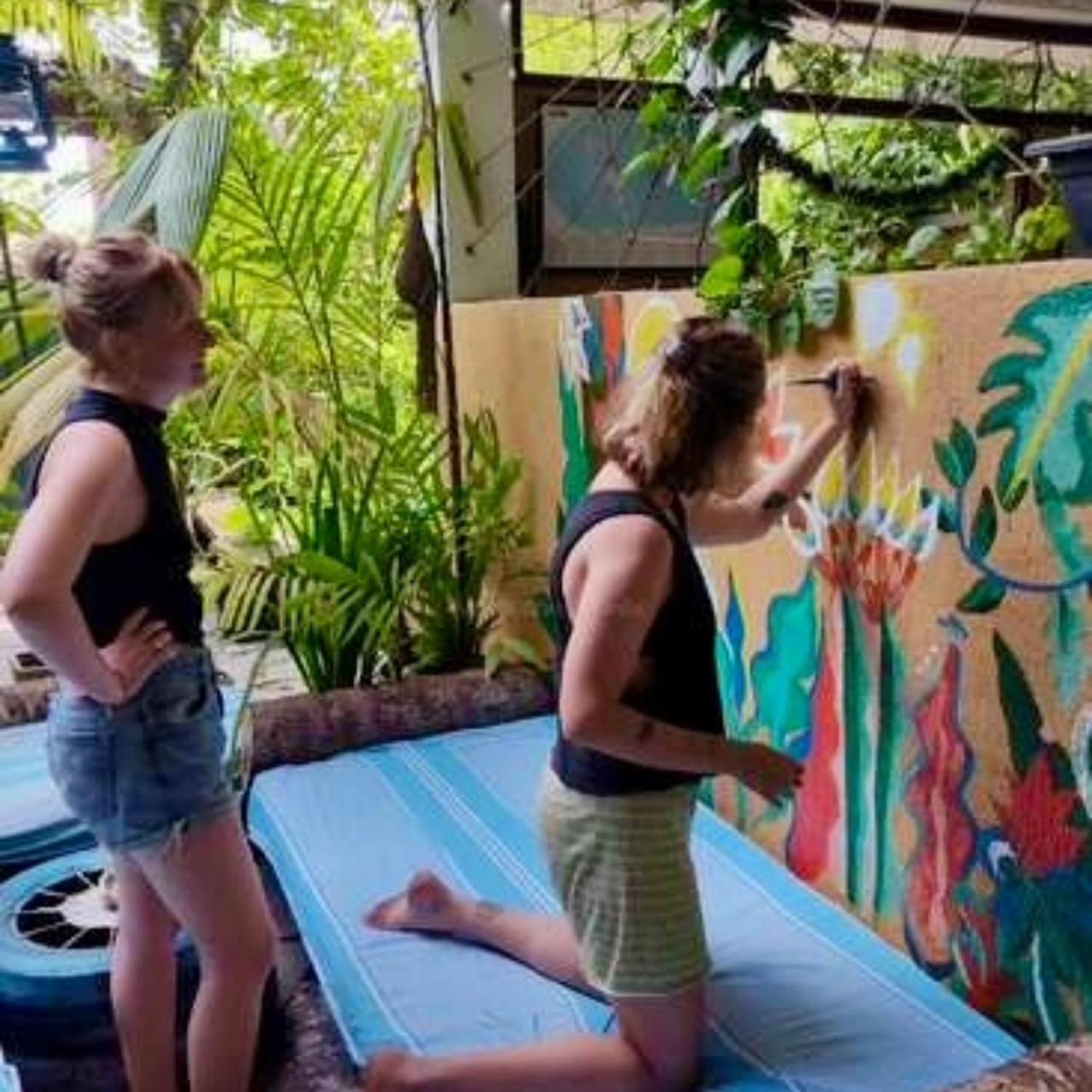 Cycling Backpacker Hostel & Cafe Unawatuna Eksteriør billede
