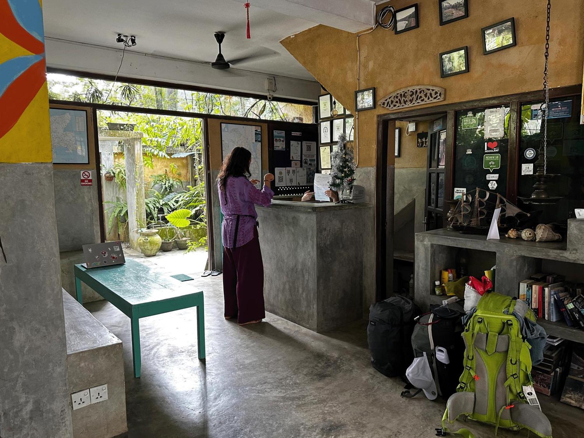 Cycling Backpacker Hostel & Cafe Unawatuna Eksteriør billede