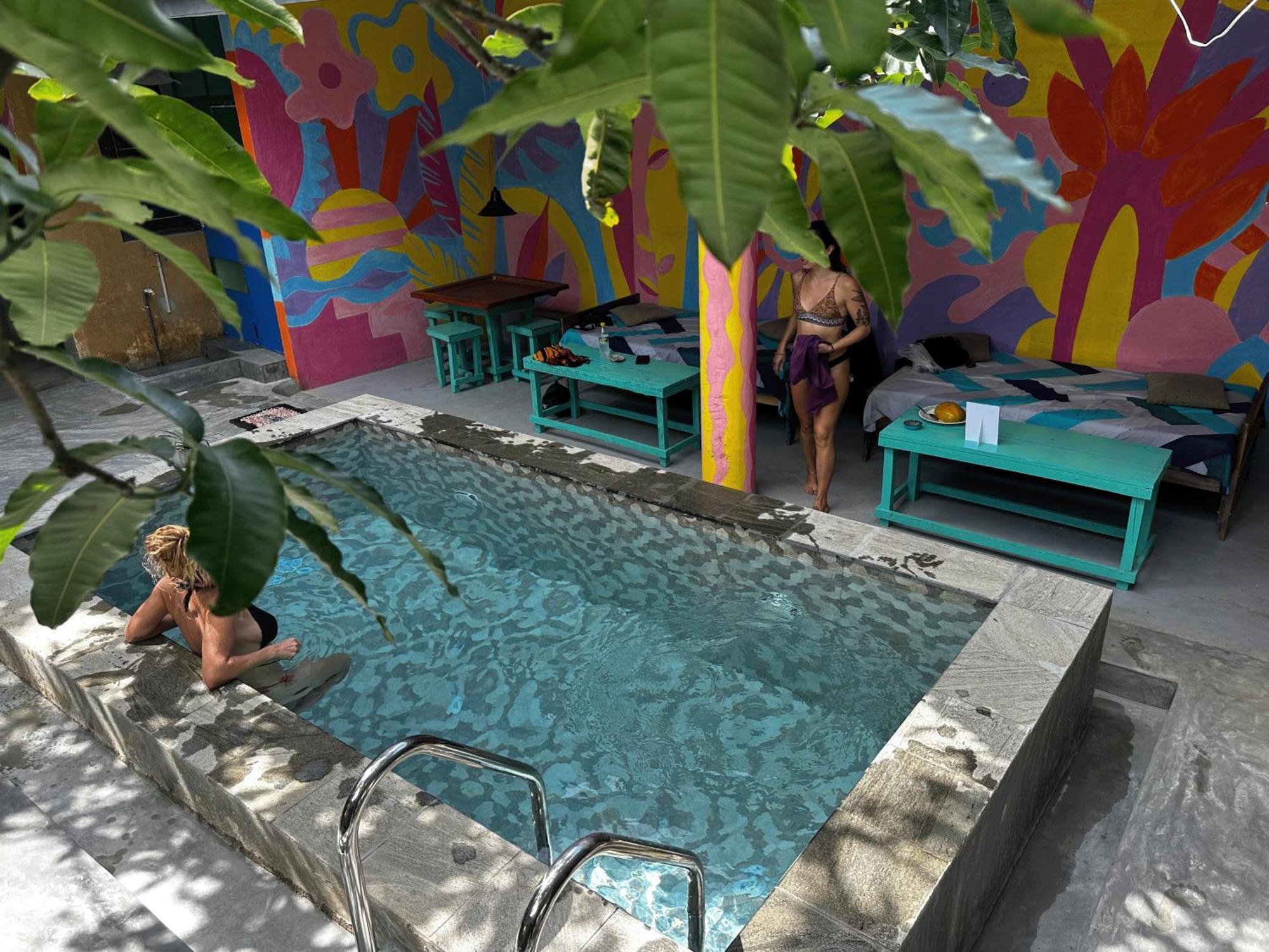 Cycling Backpacker Hostel & Cafe Unawatuna Eksteriør billede